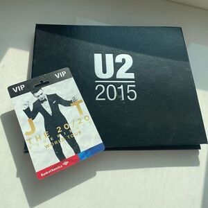 U2 2015 Collectors Book
